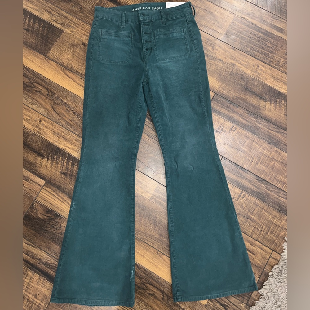 American Eagle Button Fly High Waisted Corduroy Pants. Brand New With Tags!!